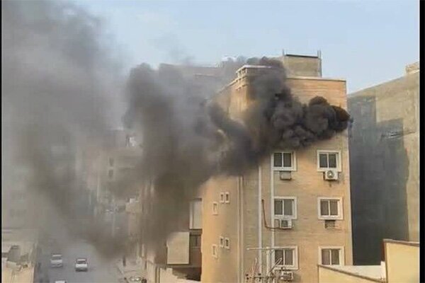 آتش سوزی اتاق یک واحد آپارتمان در بندرعباس مهار شد