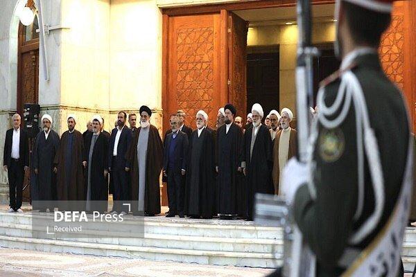 تجدید میثاق رئیس و مسئولان دستگاه قضا با آرمانهای امام خمینی تجدید میثاق رئیس و مسئولان دستگاه قضا با آرمانهای امام خمینی