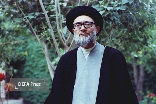 مروری بر زندگینامه شهید «آیتالله قاضی طباطبایی» مروری بر زندگینامه شهید «آیتالله قاضی طباطبایی»