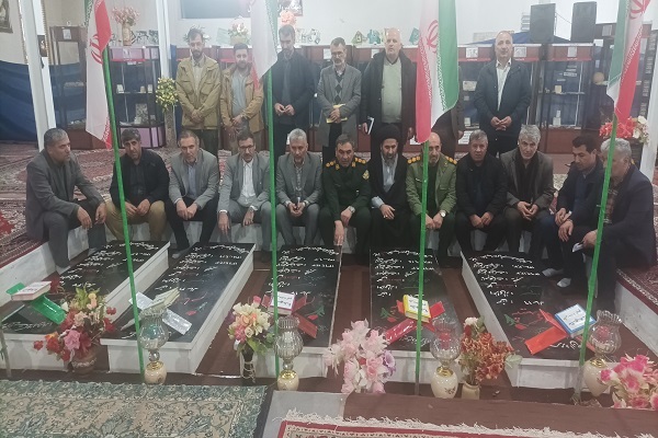 یادمان‌ شهدا پرچم‌های برافراشته هویت، غیرت و تاریخ مقاومت این سرزمین هستند