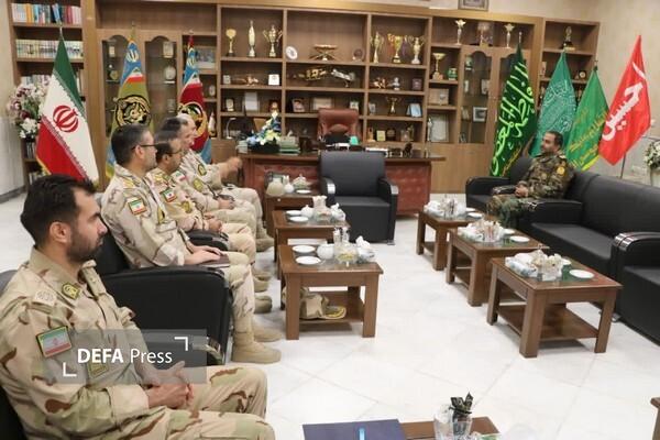 امیر خواجهوند: وحدت نیروهای مسلح شرط ناکامی دشمن در رسیدن به اهدافش است امیر خواجهوند: وحدت نیروهای مسلح شرط ناکامی دشمن در رسیدن به اهدافش است