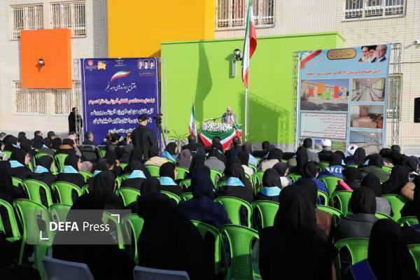 دانش‌آموزان افتخارآفرینان و سرمایه‌های گران‌بهای کشور هستند