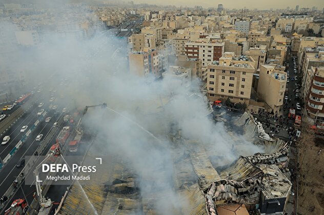 آتش‌سوزی در بازارچه جنت‌آباد تهران