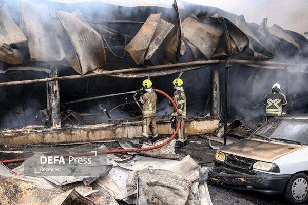 حمایت شهرداری تهران از غرفهداران بازارچه «جنت» حمایت شهرداری تهران از غرفهداران بازارچه «جنت»