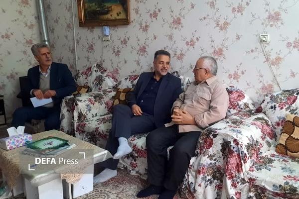 جانبازان، اسناد زنده مقاومت و پایداری ملت ایران هستند جانبازان، اسناد زنده مقاومت و پایداری ملت ایران هستند