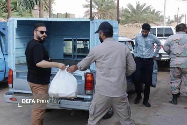 تداوم خدمترسانی قرارگاه جهادی شهدای خانوک در دومین روز رزمایش «گامی برای ظهور ۳»+تصاویر تداوم خدمترسانی قرارگاه جهادی شهدای خانوک در دومین روز رزمایش «گامی برای ظهور ۳»+تصاویر