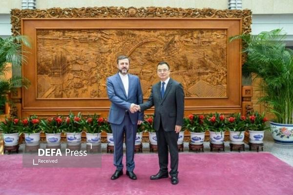 دیدار غریب آبادی با دستیار وزیر خارجه چین دیدار غریب آبادی با دستیار وزیر خارجه چین