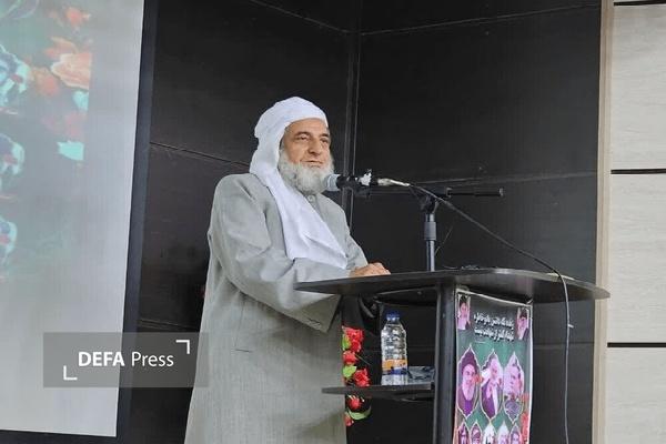 تن ندادن به سلطه استکبار و حفظ عزت ملی مایه افتخار ملت ایران است