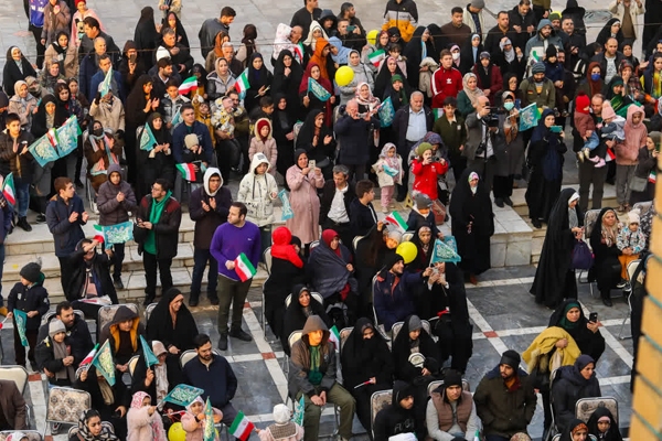 تصاویر/ جشن بزرگ نیمه شعبان در امامزاده طاهر (ع) کرج