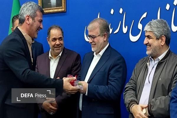 اهدای رایگان ۲۴۰۰ فقره سند بنیاد علوی مازندران به مردم