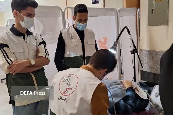 بیش از ۱۳۰۰ خدمت رایگان به همت جامعه پزشکی رفسنجان بیش از ۱۳۰۰ خدمت رایگان به همت جامعه پزشکی رفسنجان