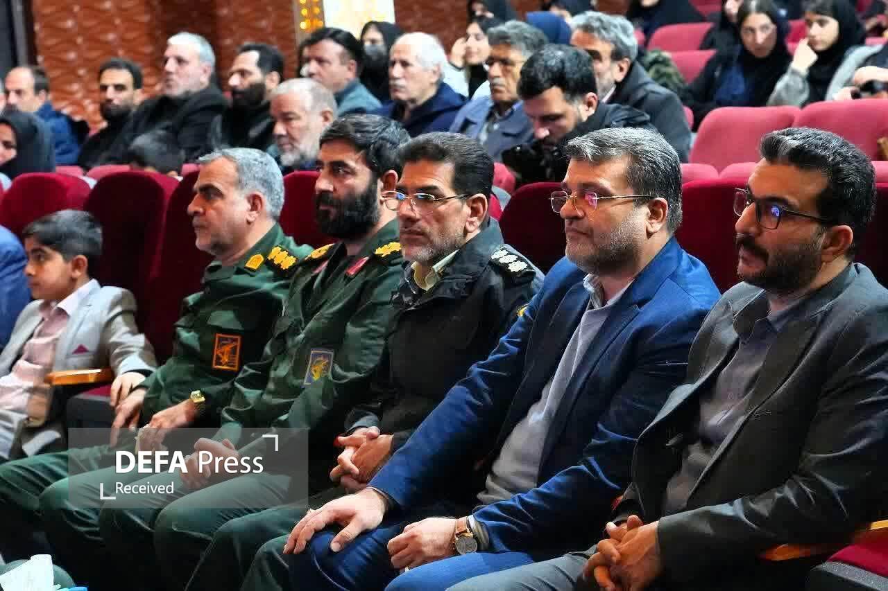 یادواره شهدای جنگ ۱۲ روزه کامیون‌دار لرستان برگزار شد + عکس