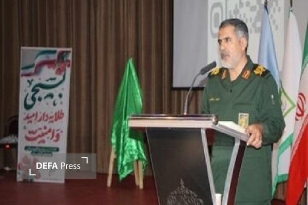 علما کردستان در خط مقدم تبیین دین و خنثیسازی توطئههای دشمن قرار دارند علما کردستان در خط مقدم تبیین دین و خنثیسازی توطئههای دشمن قرار دارند