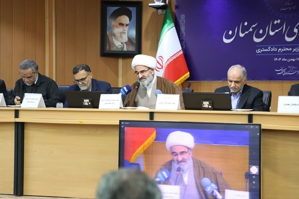 مردم در حفظ و تداوم انقلاب اسلامی نقشی بی‌بدیل دارند/ ملت ایران، شایسته‌ترین ملت‌ برای خدمت‌رسانی هستند