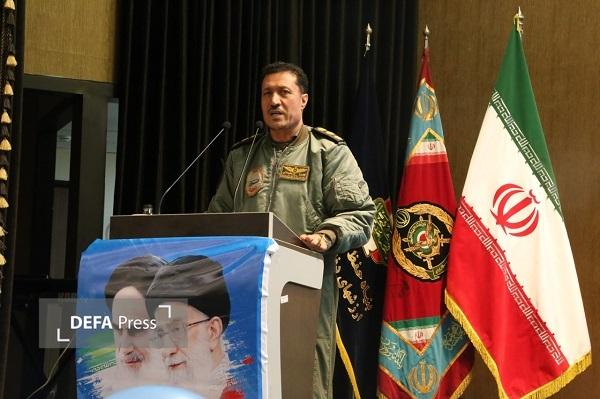 انقلاب اسلامی ما با اتکال به خدا و حمایت مردم پیروز خواهد شد انقلاب اسلامی ما با اتکال به خدا و حمایت مردم پیروز خواهد شد