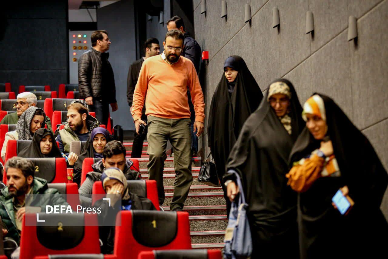 نمایش فیلم «کوچ» روایت زندگی سردار «سلیمانی» در سینماهای قم نمایش فیلم «کوچ» روایت زندگی سردار «سلیمانی» در سینماهای قم