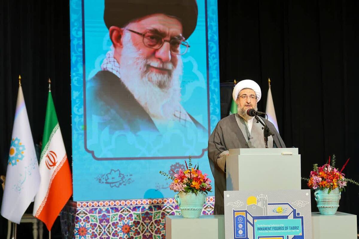 تجلیل از پیشکسوتان، تجلیل از ارزش‌های انسانی و سرمایه‌های ماندگار جامعه