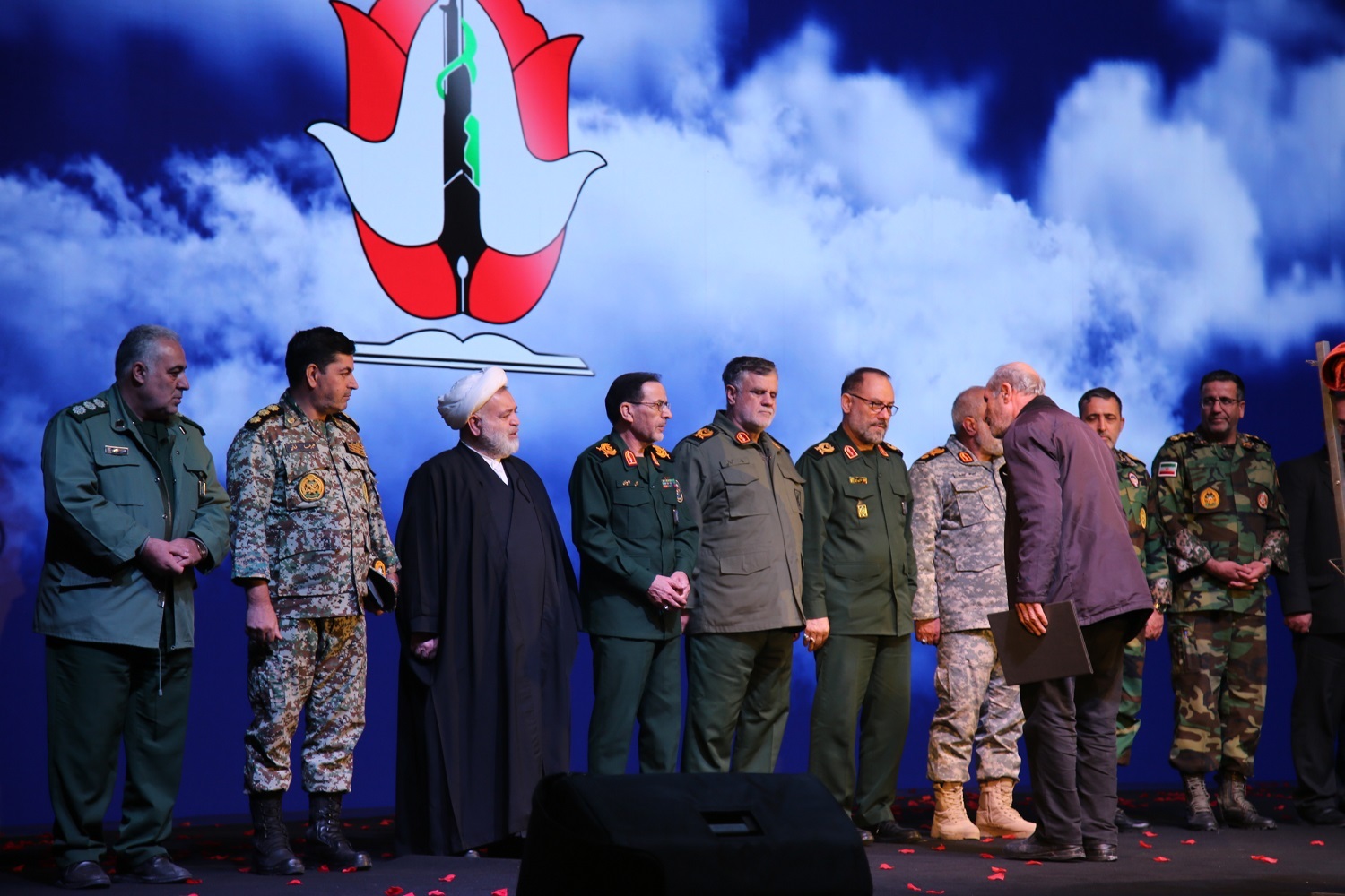 تصاویر/ برگزاری اجلاسیه نیرو‌های مسلح و ایثارگران کنگره ملی ۱۲ هزار شهید آذربایجان غربی