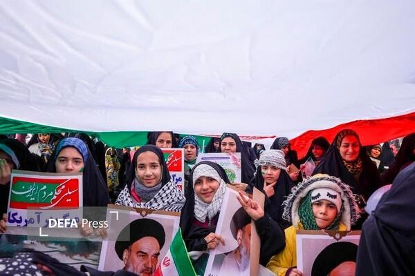 دعوت سپاه امام رضا (ع) از مردم برای حضور در راهپیمایی یومالله ۲۲ بهمن دعوت سپاه امام رضا (ع) از مردم برای حضور در راهپیمایی یومالله ۲۲ بهمن