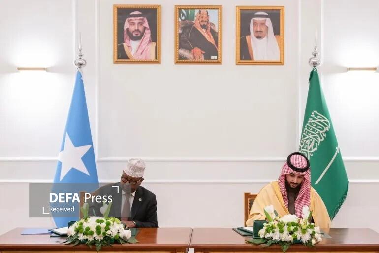 تحولات امنیتی شاخ آفریقا؛ سومالی به دنبال تقویت موازنه قوا با امضای پیمانهای نظامی جدید تحولات امنیتی شاخ آفریقا؛ سومالی به دنبال تقویت موازنه قوا با امضای پیمانهای نظامی جدید