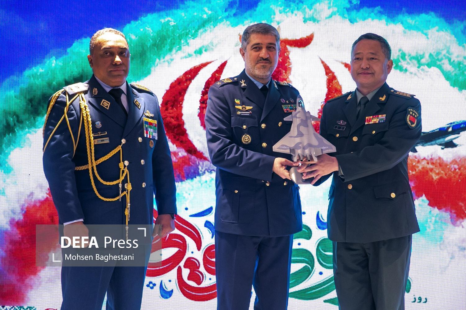 گمانهزنیها درخصوص خرید جنگنده جی- ۲۰ توسط ایران گمانهزنیها درخصوص خرید جنگنده جی- ۲۰ توسط ایران