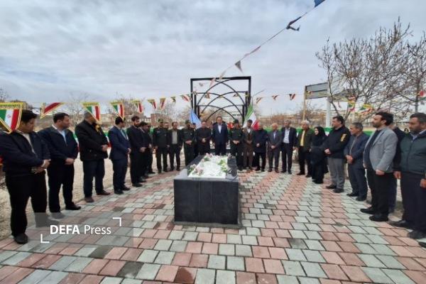 رونمایی از المان شهید گمنام در شهرستان فامنین + تصاویر