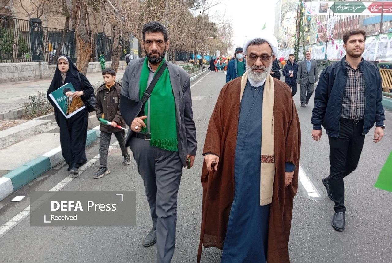 خروش مردم پایتخت در راهپیمایی ۲۲ بهمن/ تهرانیها برای مأیوسکردن دشمن به میدان آمدند خروش مردم پایتخت در راهپیمایی ۲۲ بهمن/ تهرانیها برای مأیوسکردن دشمن به میدان آمدند