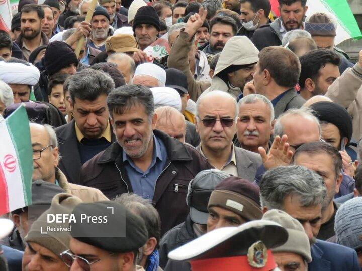 شکوه حضور بروجردیها در راهپیمایی ۲۲ بهمن شکوه حضور بروجردیها در راهپیمایی ۲۲ بهمن