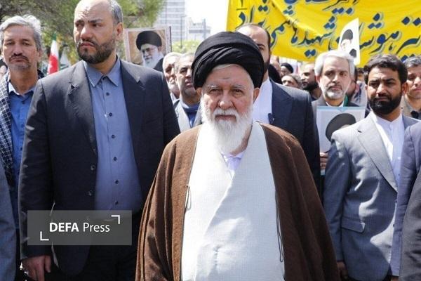 آیتالله علمالهدی: وفاداری ملت به ولایت و اهلبیت سرمایه حقیقی کشور است آیتالله علمالهدی: وفاداری ملت به ولایت و اهلبیت سرمایه حقیقی کشور است