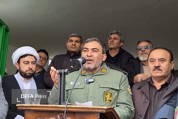 حضور ملت در راهپیمایی ۲۲ بهمن، ضامن تداوم و اقتدار نظام اسلامی است حضور ملت در راهپیمایی ۲۲ بهمن، ضامن تداوم و اقتدار نظام اسلامی است