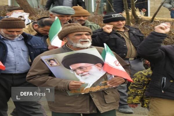 راهپیمایی باشکوه ۲۲ بهمن با حضور پرشور مردم در خراسان‌شمالی برگزار شد+ تصاویر