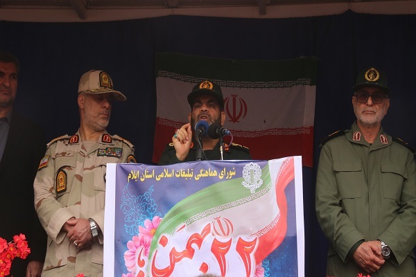 حضور پرشور مردم در صحنه، نشانه‌ای روشن از ناکامی تلاش‌های دشمن است