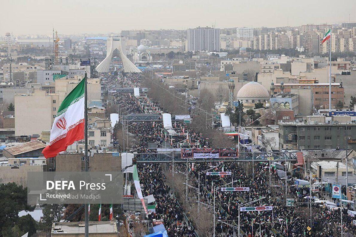 پیام تقدیر سران قوا از حضور پرشور مردم در راهپیمایی یومالله ۲۲ بهمن پیام تقدیر سران قوا از حضور پرشور مردم در راهپیمایی یومالله ۲۲ بهمن