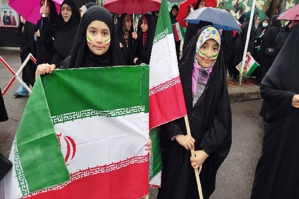 وقتی باران هم حریف اراده مردم نشد؛ حماسه ۲۲ بهمن در رشت