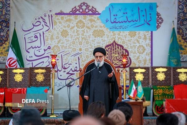 آیت‌الله میرباقری: با استقامت، تبلیغات دشمن به سود جبهه حق تمام می‌شود