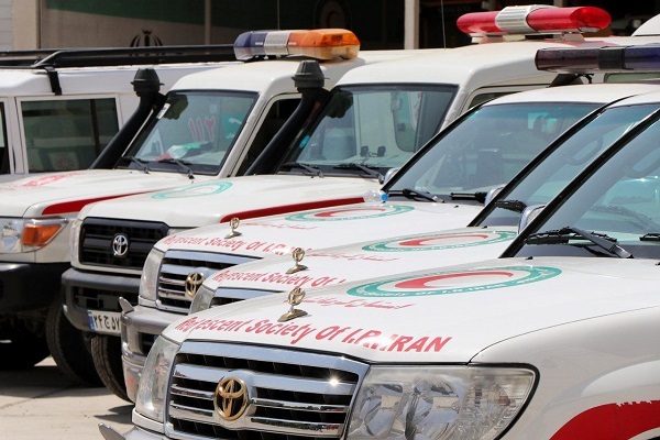 حضور گسترده هلال‌احمر سمنان در یوم‌الله ۲۲ بهمن با ۴۰ خودروی امدادی