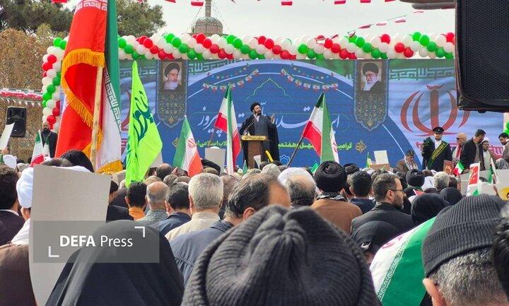 سیدعلی خمینی: ایستادگی ملت و توان دفاعی نظام اسلامی معادلات دشمنان را بر هم زده است سیدعلی خمینی: ایستادگی ملت و توان دفاعی نظام اسلامی معادلات دشمنان را بر هم زده است