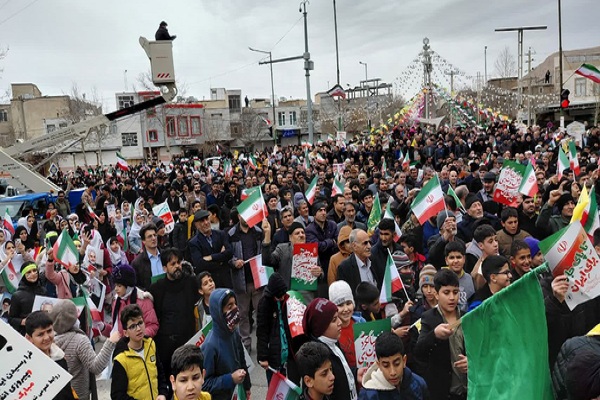 قدردانی از حضور دشمن‌شکن مردم کرمانشاه در جشن انقلاب