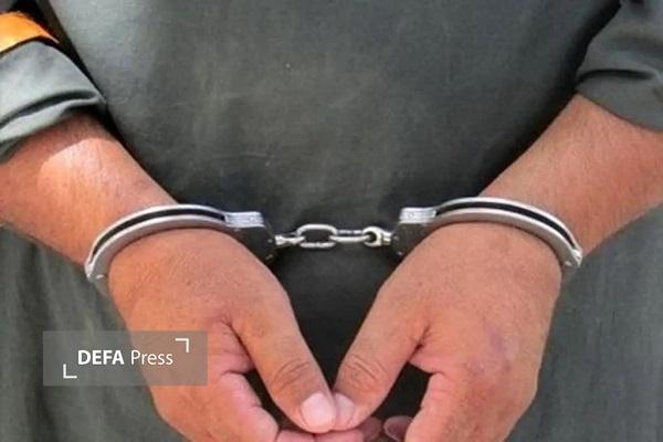 تبعه بيگانه در لباس سربازي دستگير شد