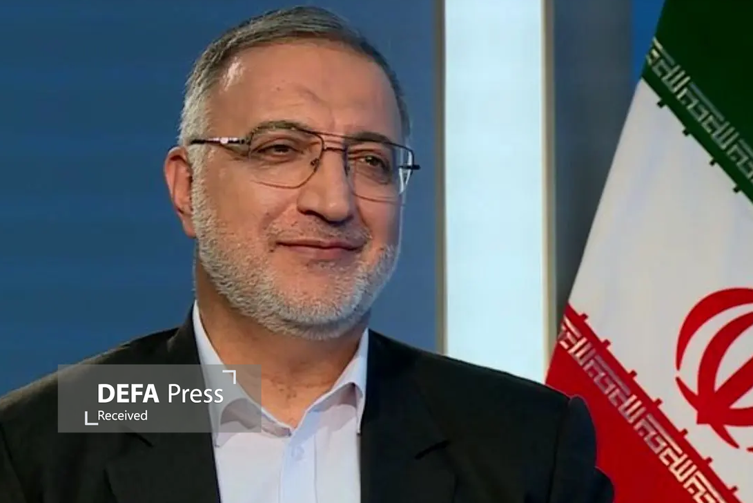 تبریک زاکانی به هنرمندان آثار «تصویر شهر» برای کسب ۱۱ سیمرغ تبریک زاکانی به هنرمندان آثار «تصویر شهر» برای کسب ۱۱ سیمرغ