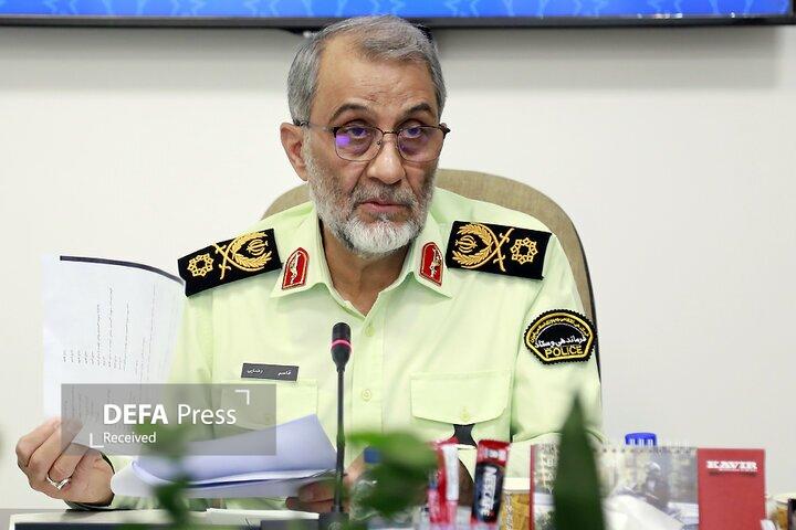 ملت ایران با لبیک به ندای ولایت پشتیبانی خود را از انقلاب نشان داد ملت ایران با لبیک به ندای ولایت پشتیبانی خود را از انقلاب نشان داد