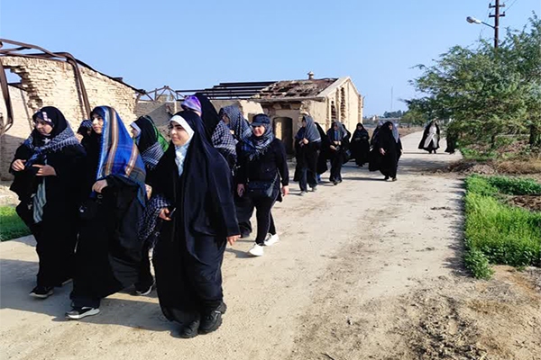 بازدید دانشجویان سراسر کشور از موزه دفاع مقدس و مقاومت آبادان