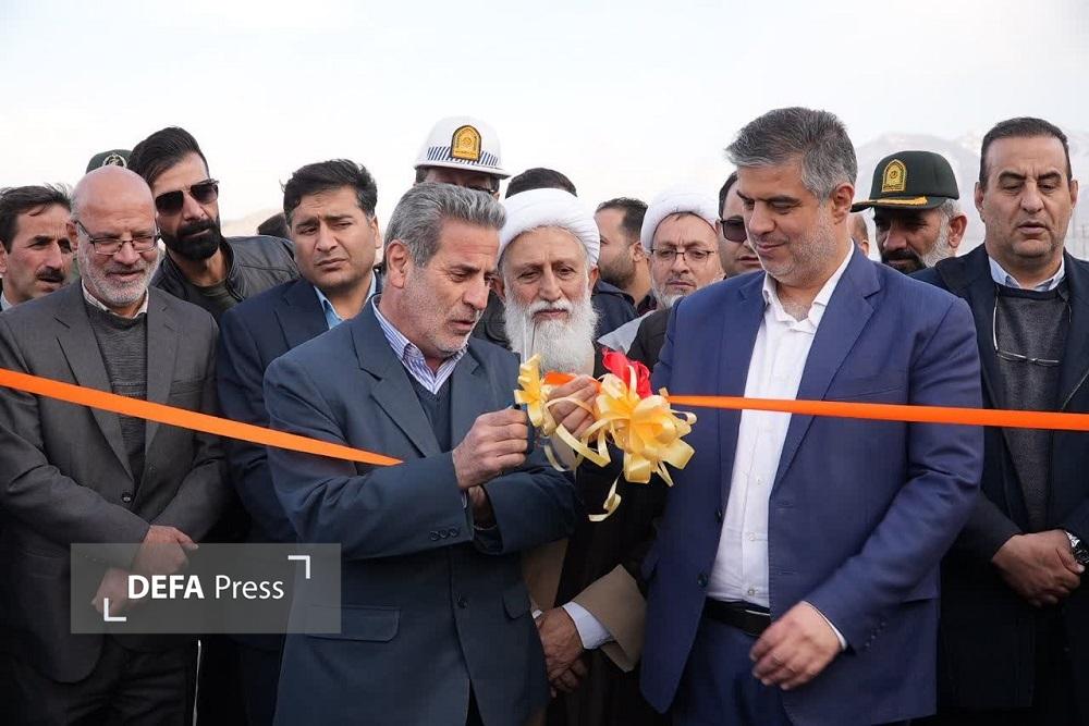 بهرهبرداری پد بالگرد اورژانس هوایی در شهر مهاجران+ تصویر بهرهبرداری پد بالگرد اورژانس هوایی در شهر مهاجران+ تصویر