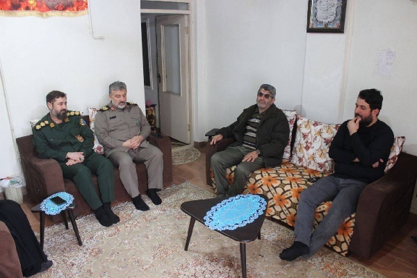 فیلم/ دیدار مسئولان بنیاد حفظ آثار دفاع مقدس با خانواده شهدای فتنه ۱۸ دی در رشت