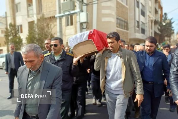 وداع باشکوه مردم البرز با جانباز ۷۰ درصد دفاع مقدس وداع باشکوه مردم البرز با جانباز ۷۰ درصد دفاع مقدس