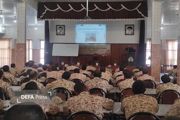 پاداش: سربازان سرمایه اصلی مقابله با جنگ ترکیبی هستند