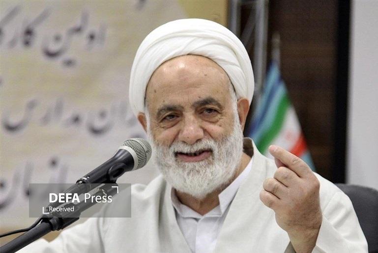 امر به معروف و نهی از منکر، دو وظیفه الهی است امر به معروف و نهی از منکر، دو وظیفه الهی است