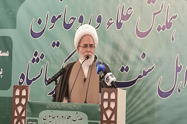 حجت الاسلام غفوری: وحدت شیعه و سنی عامل پیروزی ملت ایران است