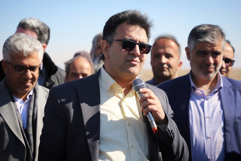 تأکید رئیس مجمع نمایندگان استان مرکزی بر تسهیل پرداخت تسهیلات و حمایت از صنعت و حوزه دارو تأکید رئیس مجمع نمایندگان استان مرکزی بر تسهیل پرداخت تسهیلات و حمایت از صنعت و حوزه دارو