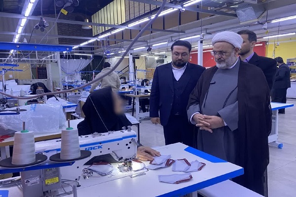 ورود دادگستری استان سمنان مانع تعطیلی  واحد تولیدی البسه تابان تاخت شاهرود شد